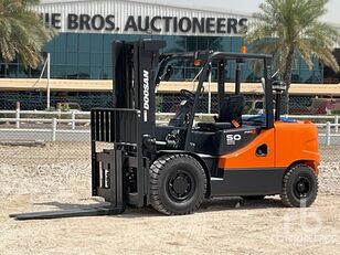 chariot élévateur diesel Doosan D50SC-5 neuf